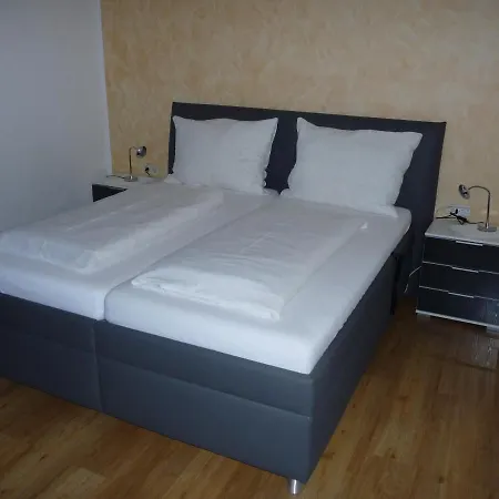 여관 Waldhof 3*