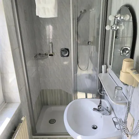 Mini-hôtel Waldhof 3*