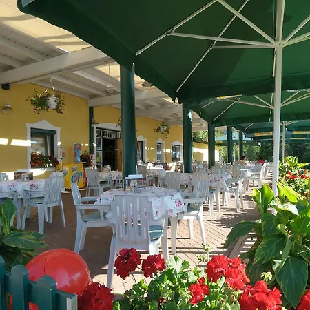 Waldhof Mini-hôtel 3*