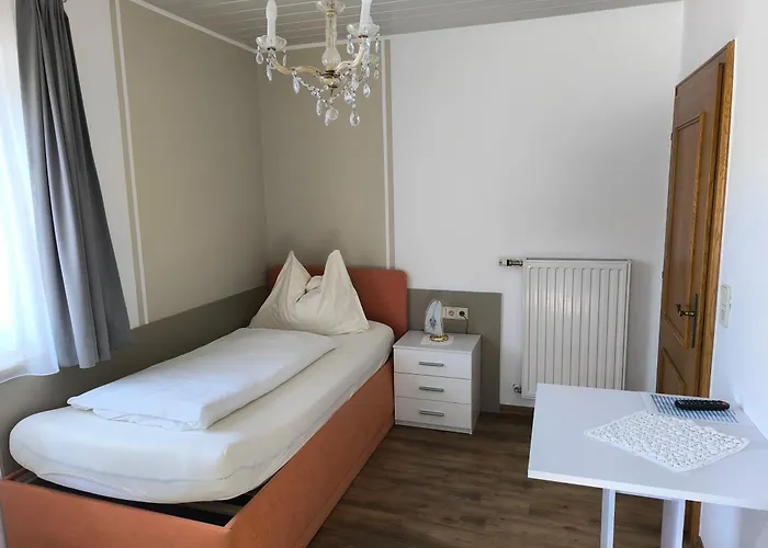 Waldhof Han/Misafirhane 3*